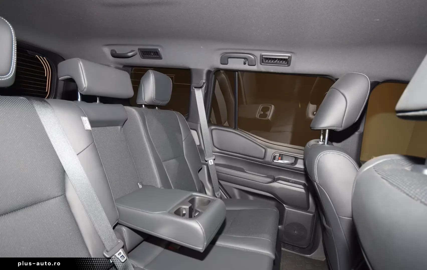 TOYOTA Land Cruiser 2024 — imagine 17
