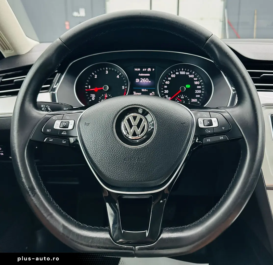 VOLKSWAGEN PASSAT 2017 1.6D E6 Garantie 12 Luni Rate Avans 0