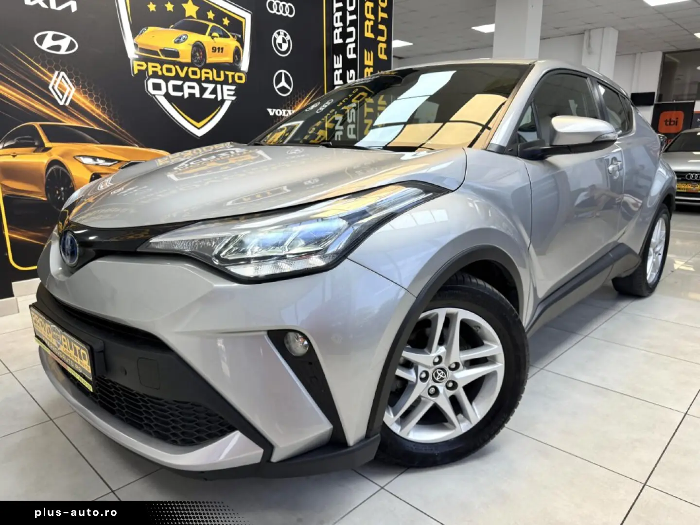 TOYOTA CHR CROSS HYBRID 2024