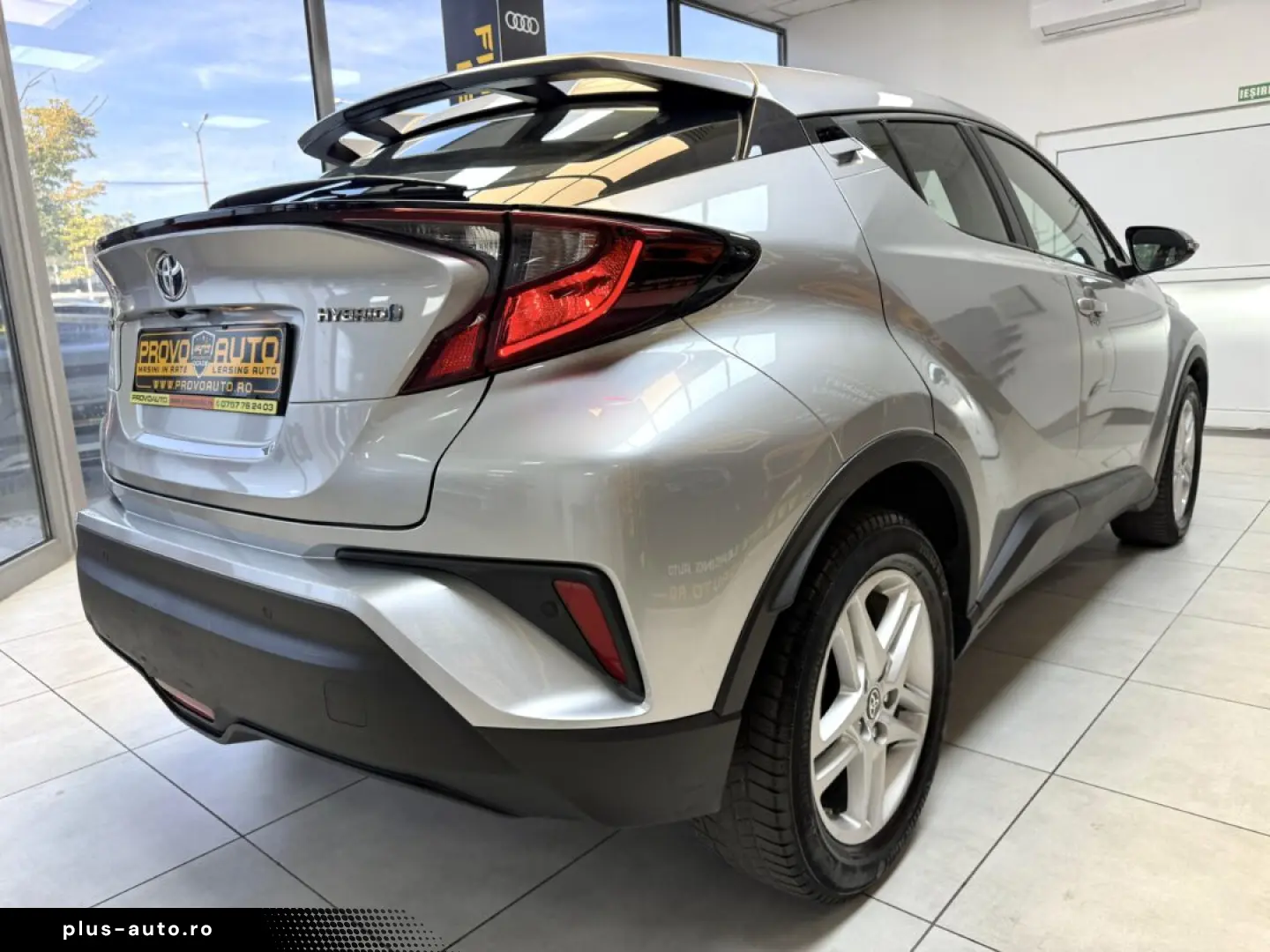 TOYOTA CHR CROSS HYBRID 2024