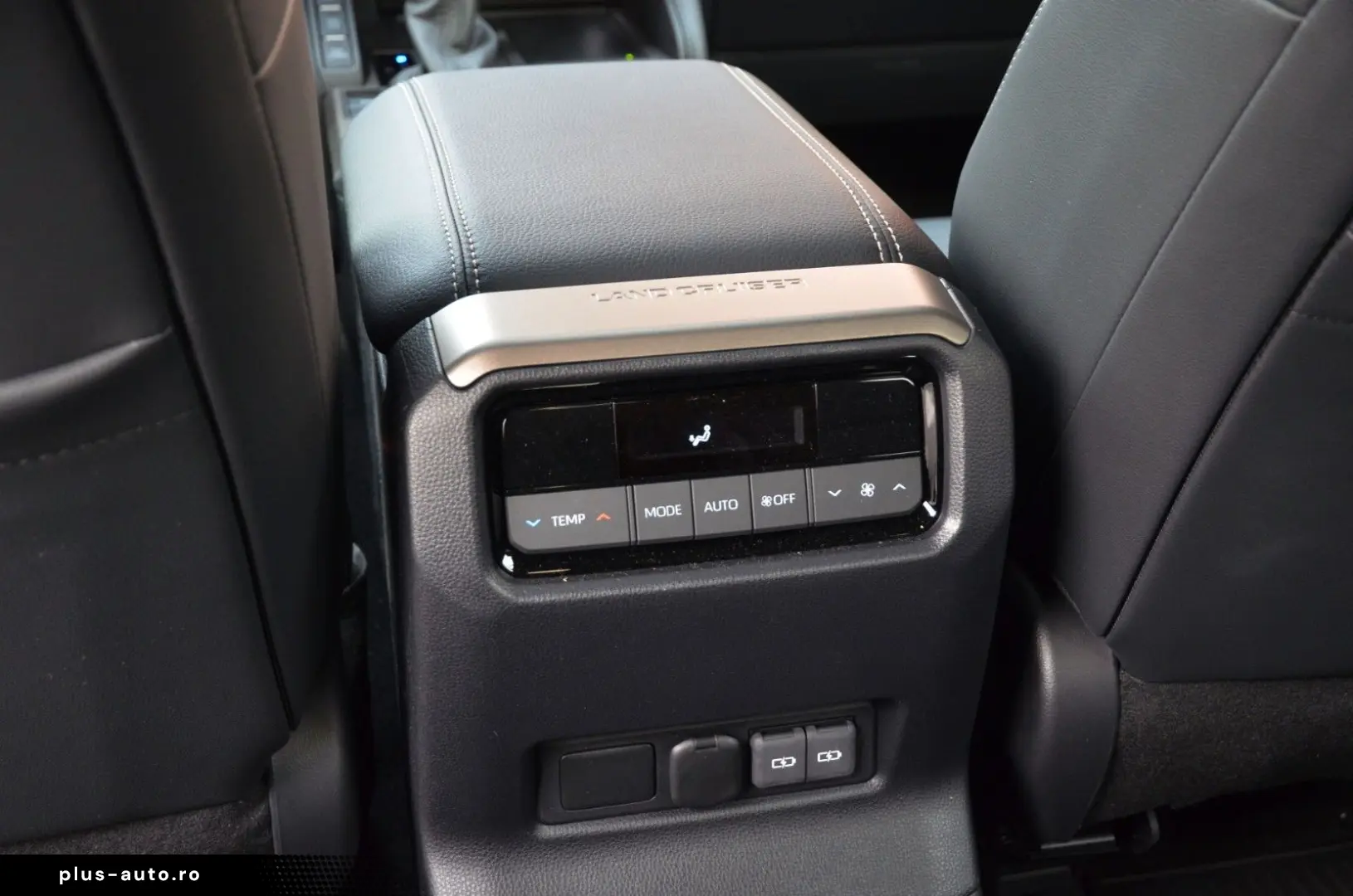 TOYOTA Land Cruiser 2.4 iFORCE MAX HEV Premium 1.HAND