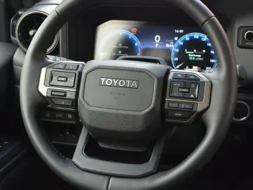 TOYOTA Land Cruiser 2.4 iFORCE MAX HEV Premium 1.HAND