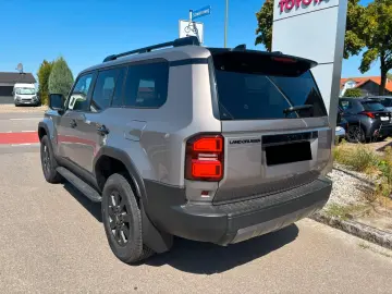 Toyota Land Cruiser 250 2.8 D-4D Executive   4x4   360