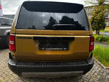 Toyota Land Cruiser 2.8 D-4D Executive 48V   AWD