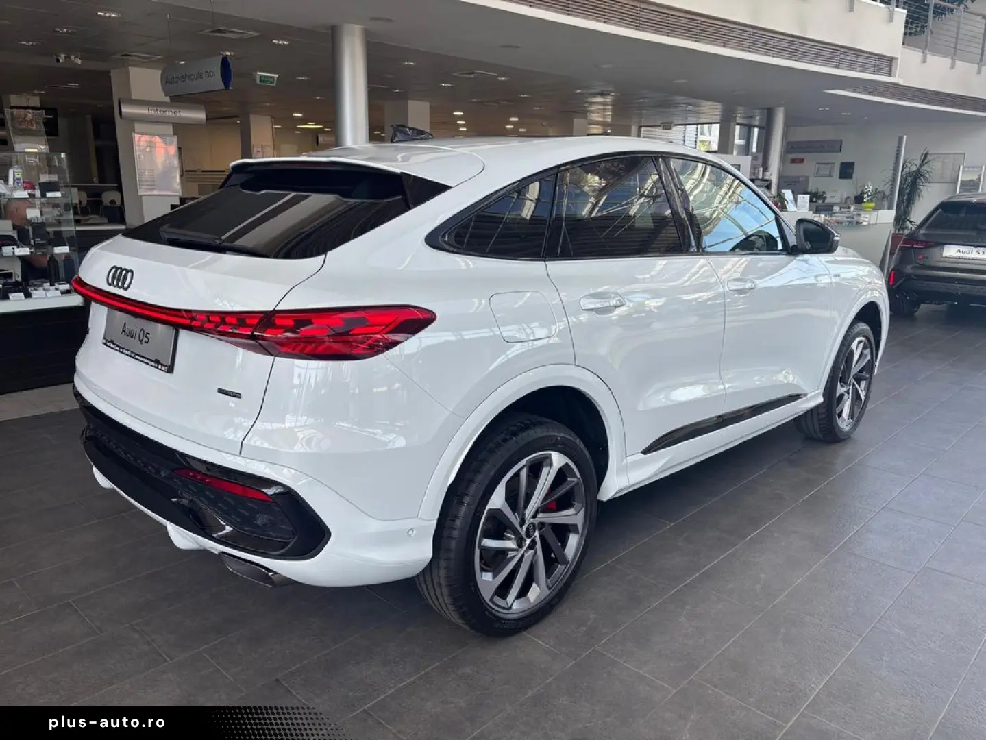 Audi Q5 Sportback S Line e-hybrid 299cp quattro Stronic Plug