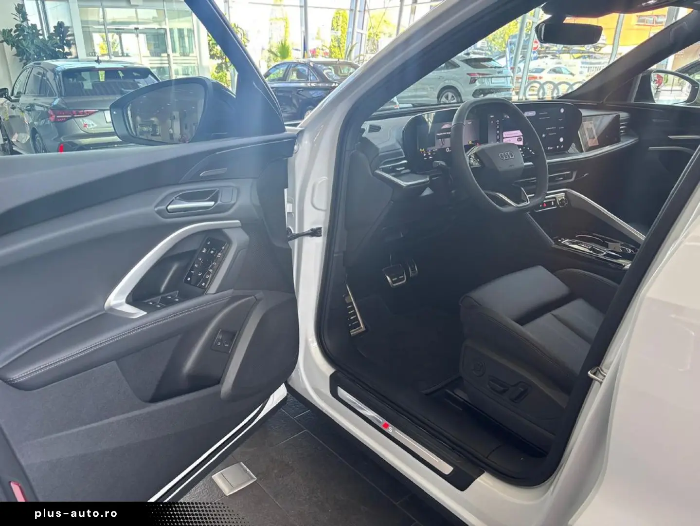 Audi Q5 Sportback S Line e-hybrid 299cp quattro Stronic Plug