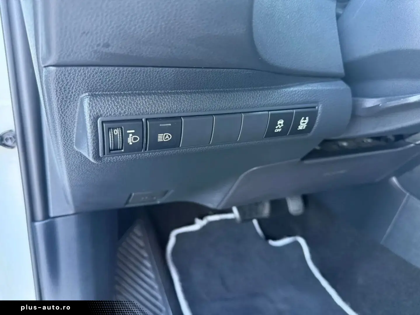 Toyota Corolla 1.8 Hybrid Business Hsd E-CVT