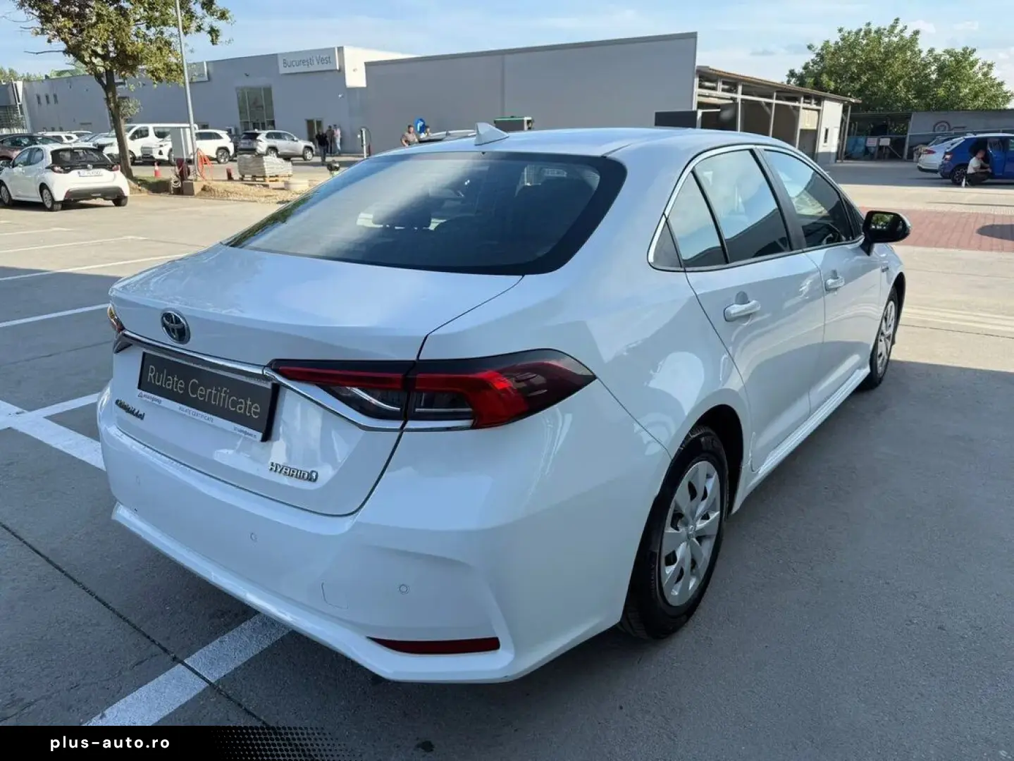 Toyota Corolla 1.8 Hybrid Business Hsd E-CVT