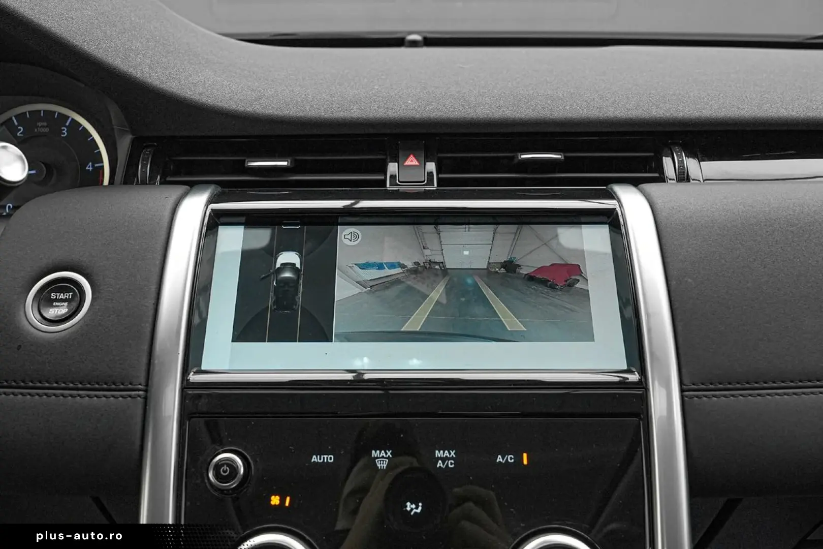 Land-Rover Discovery-Sport