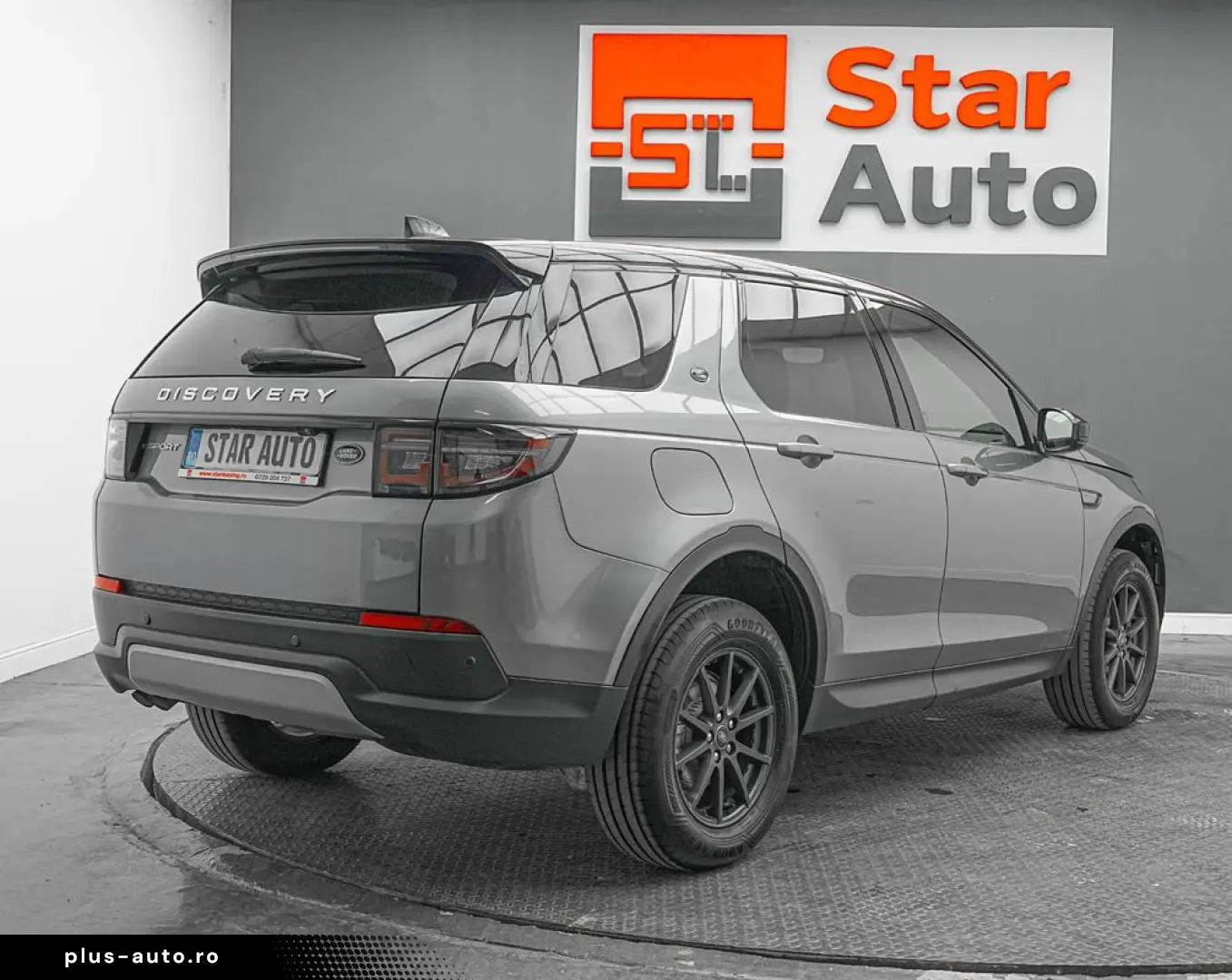 Land-Rover Discovery-Sport