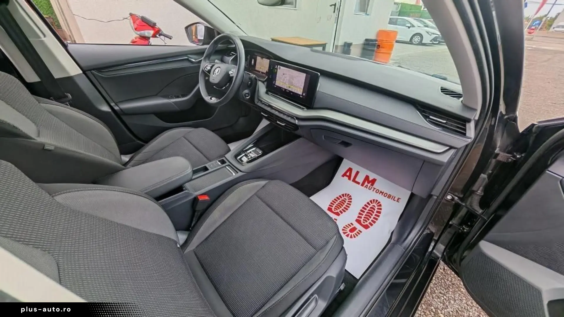 Skoda Octavia Automata benzina 2024 - Credit   Leasing   Gar