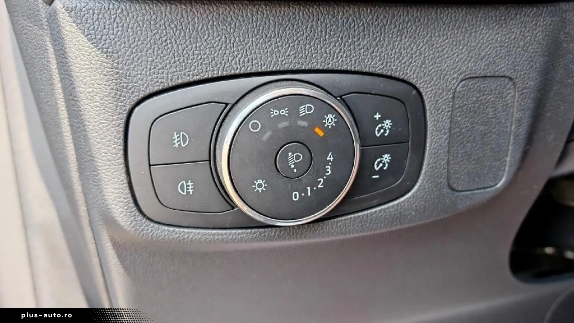 Ford Focus Benzina Titanium X - Credit   Leasing   Garantie