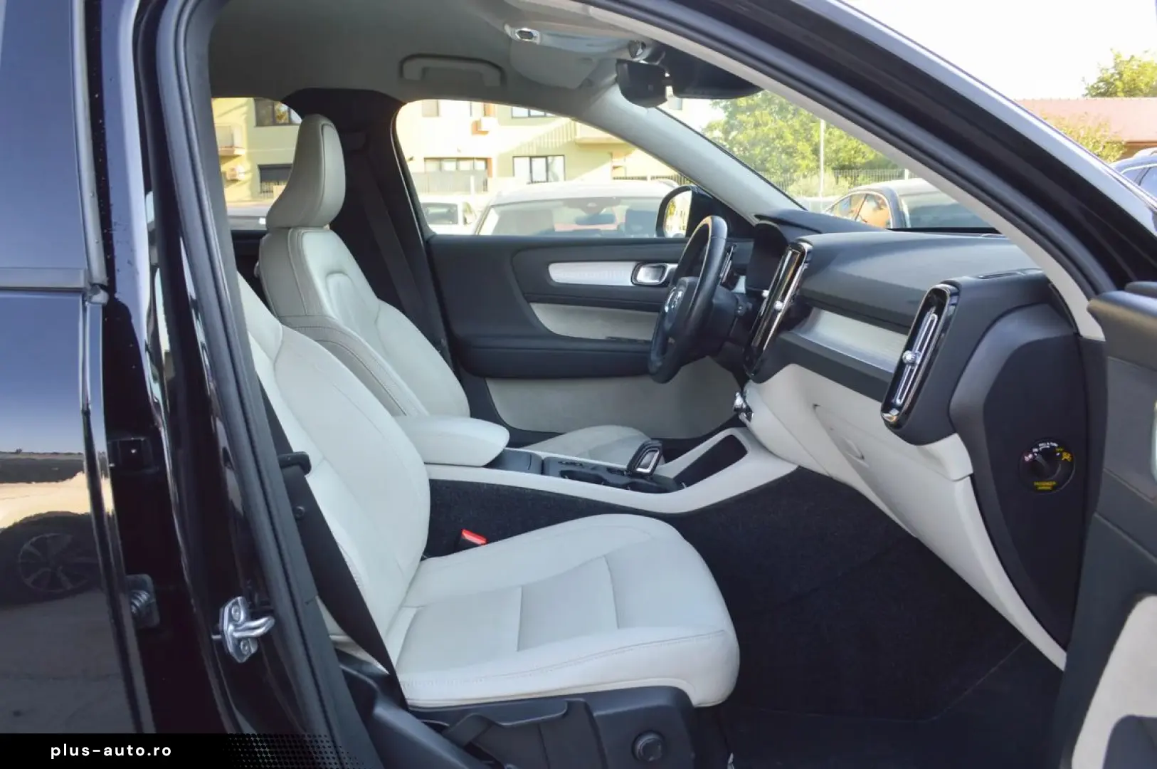 2019 Volvo XC-40 AWD 2.0 Diesel 190CP Automată Rate Fixe Gar