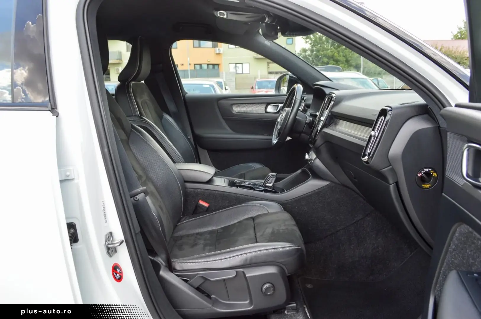Volvo Xc-40