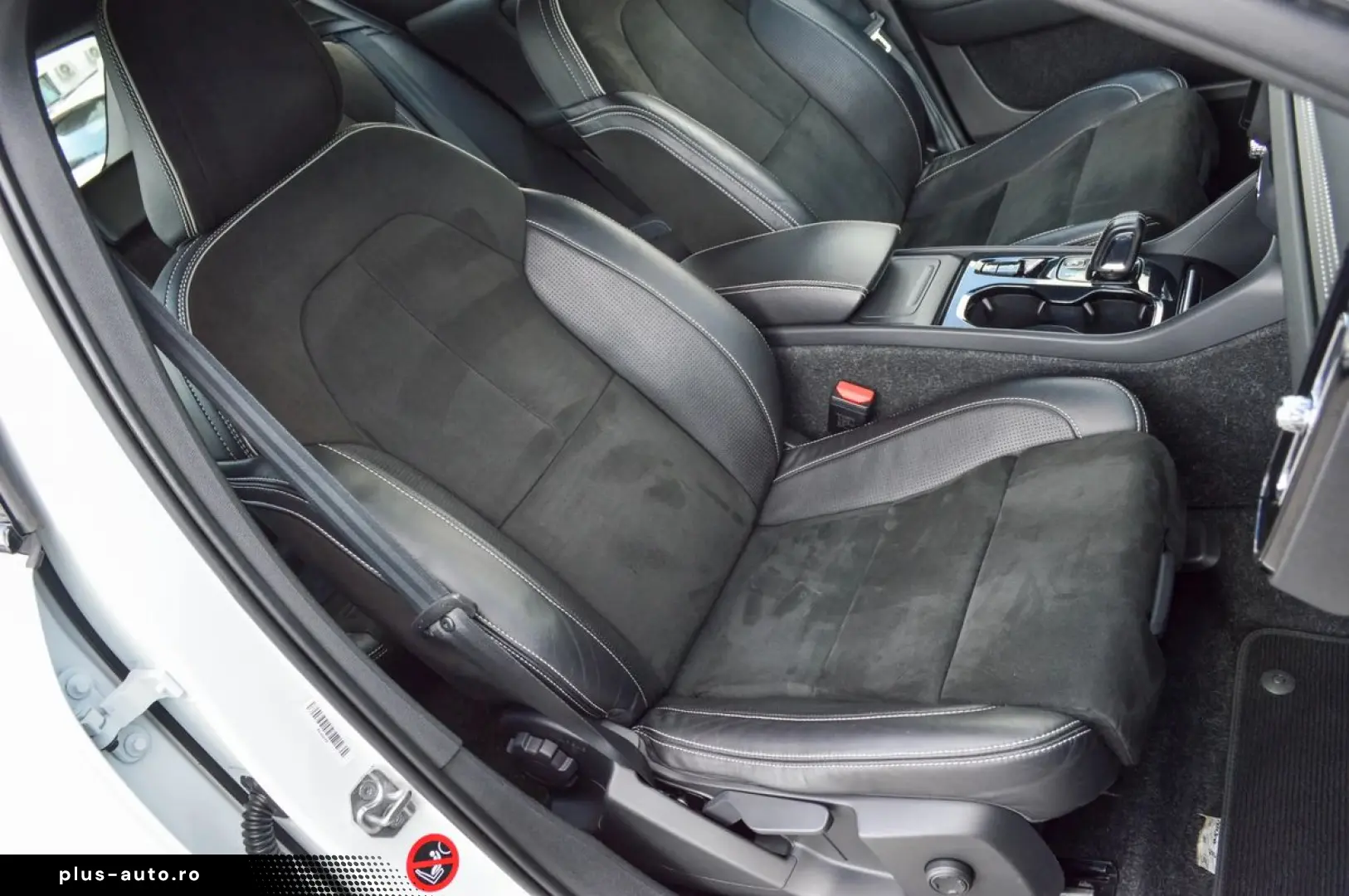 Volvo Xc-40