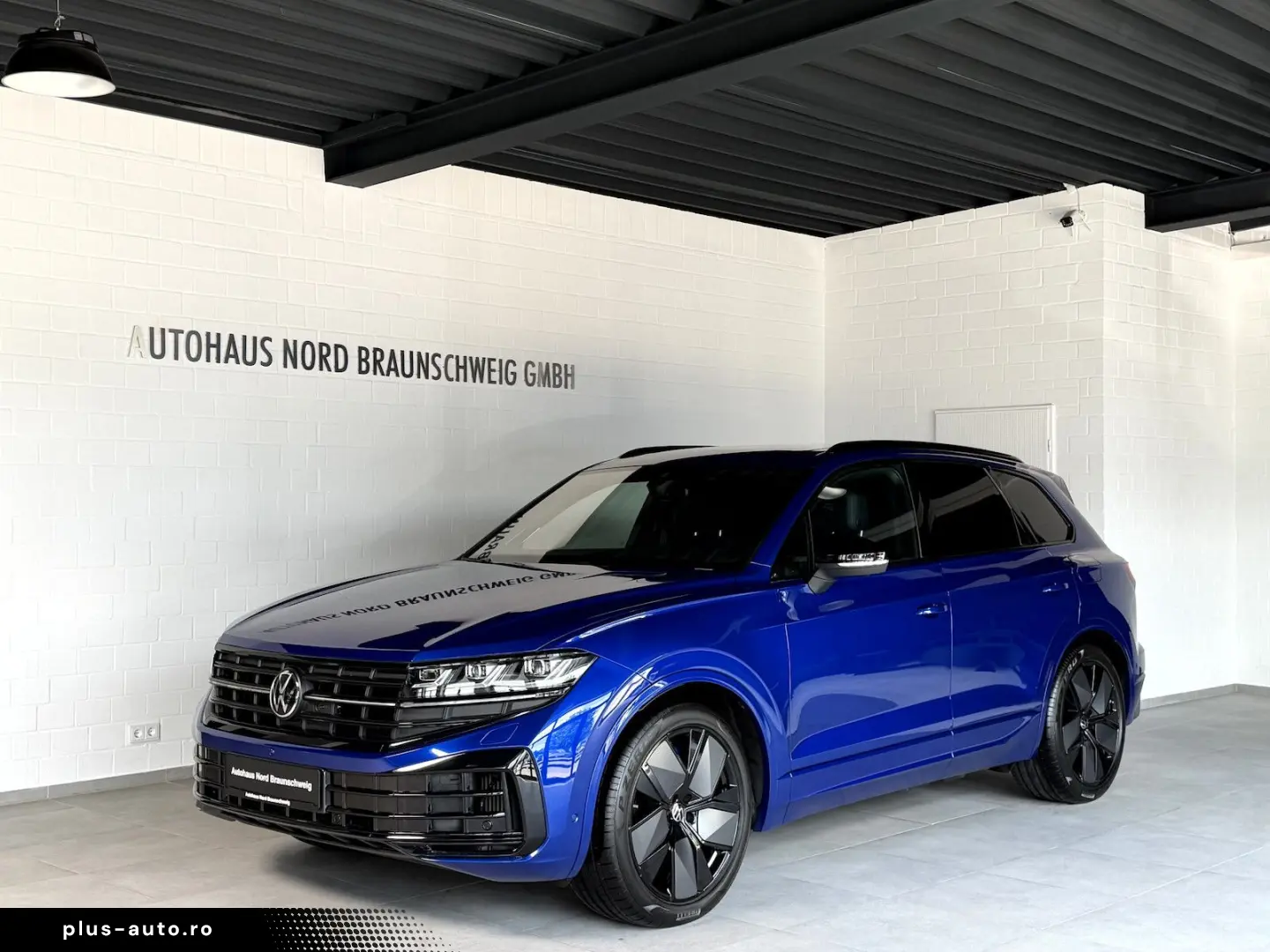VW Touareg R 3.0TSI BlackStyle Pano AHK HUD Massage