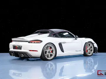 PORSCHE 718 Spyder RS WEISSACH Camera PDLS Sport-Chrono