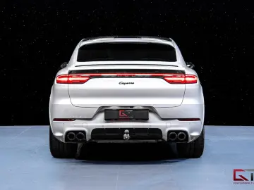 PORSCHE Cayenne E-Hyb Coupé PLATINUM SportDesign Pano