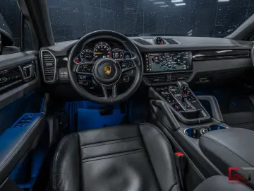 PORSCHE Cayenne E-Hyb Coupé PLATINUM SportDesign Pano