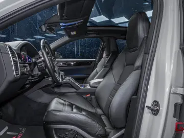 PORSCHE Cayenne E-Hyb Coupé PLATINUM SportDesign Pano