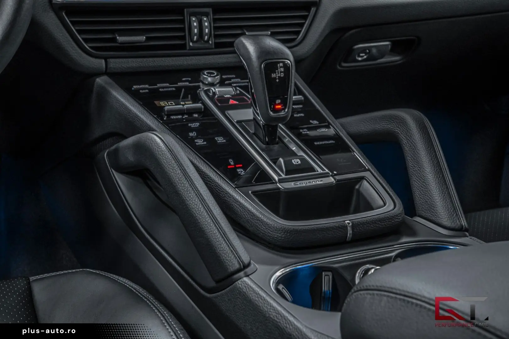 PORSCHE Cayenne E-Hyb Coupé PLATINUM SportDesign Pano