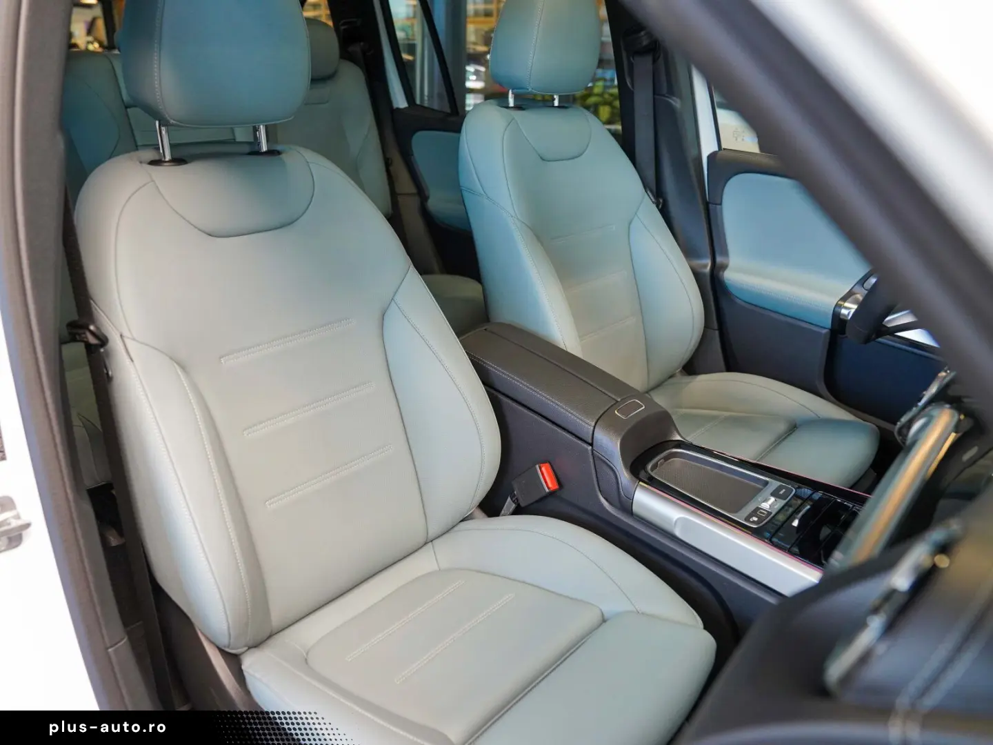 MERCEDES-BENZ EQB 350 4M AMG Premium Pano  Memory  Distronic