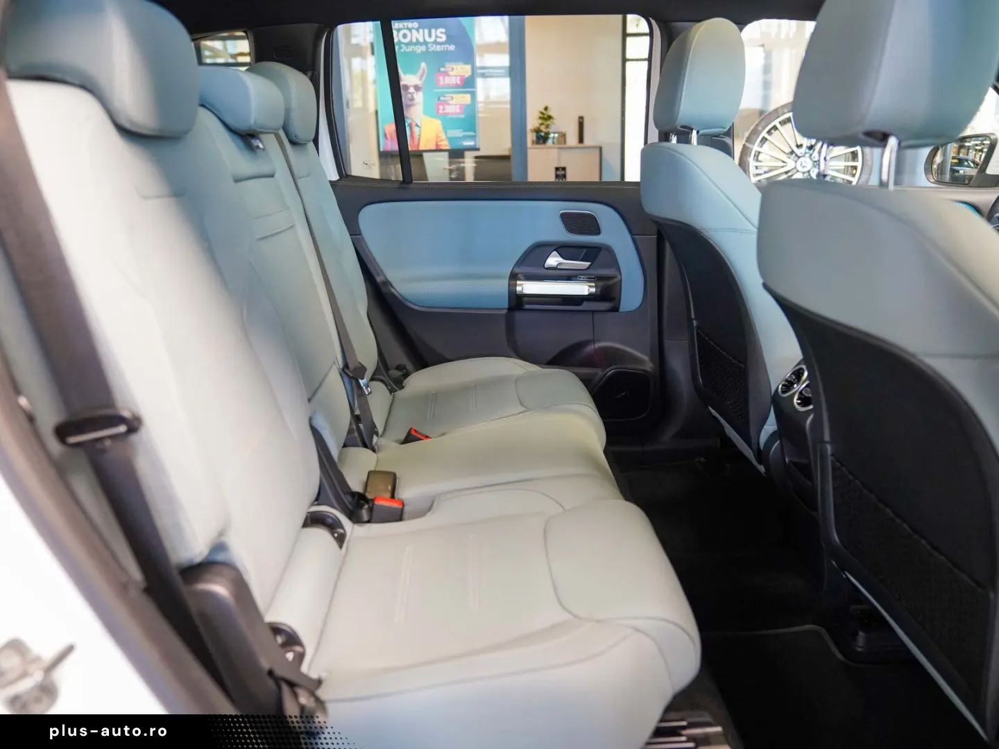 MERCEDES-BENZ EQB 350 4M AMG Premium Pano  Memory  Distronic