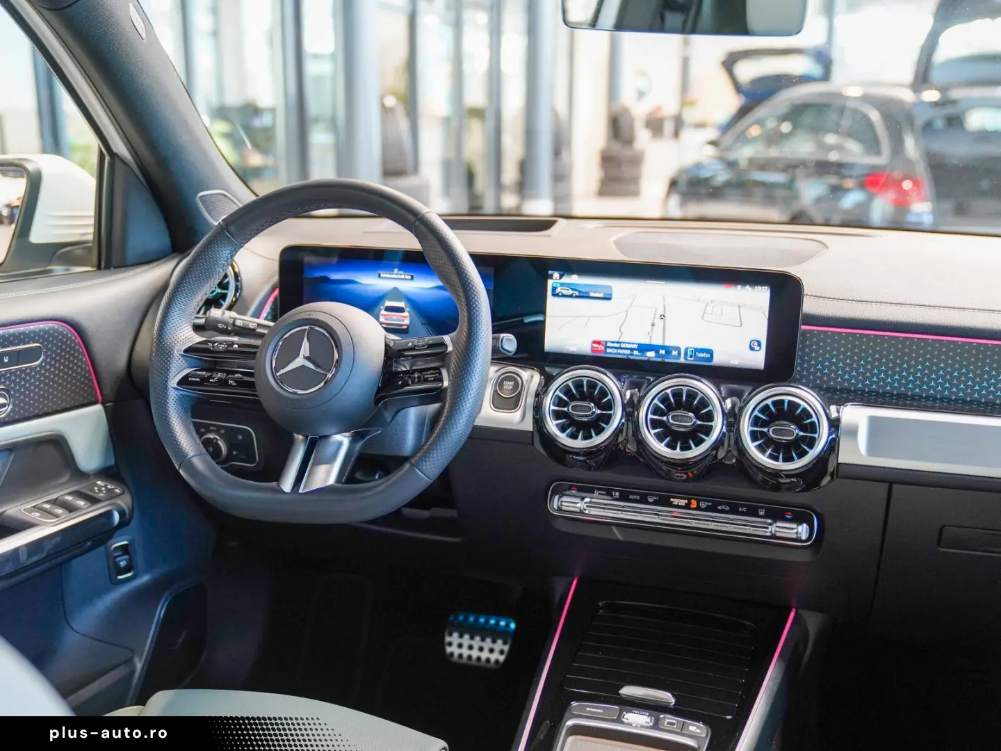MERCEDES-BENZ EQB 350 4M AMG Premium Pano  Memory  Distronic