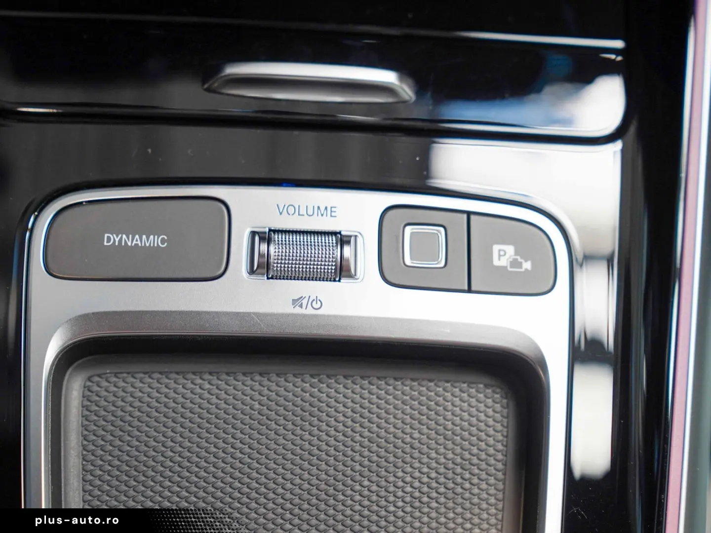 MERCEDES-BENZ EQB 350 4M AMG Premium Pano  Memory  Distronic