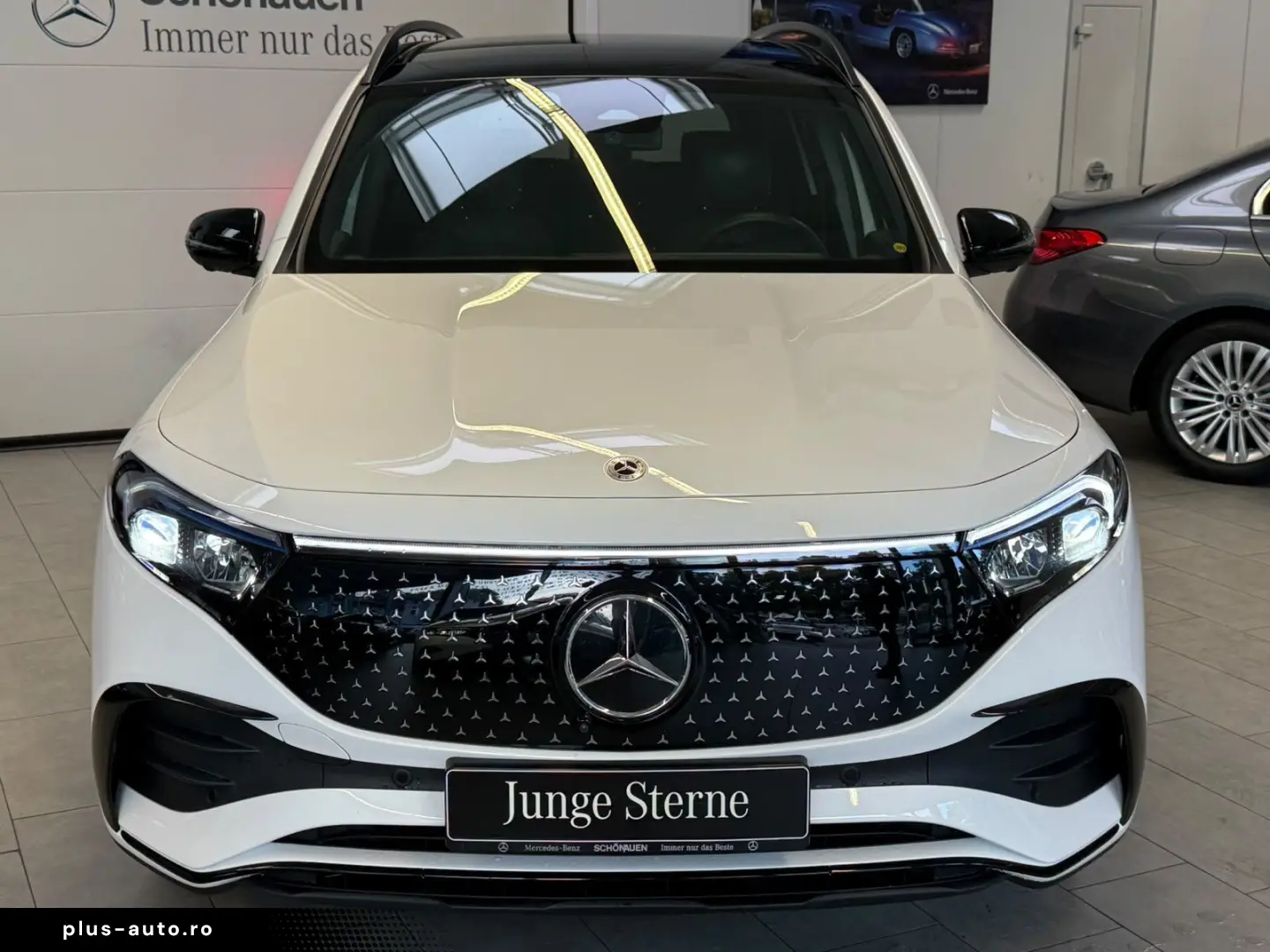 MERCEDES-BENZ EQB 300 4M AMG PANO BURM DISTR NIGHT K&hellip;