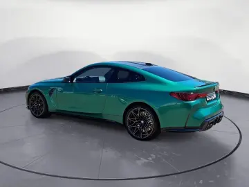 BMW M4 Competition M Carbon Exterieur Parking Plus M