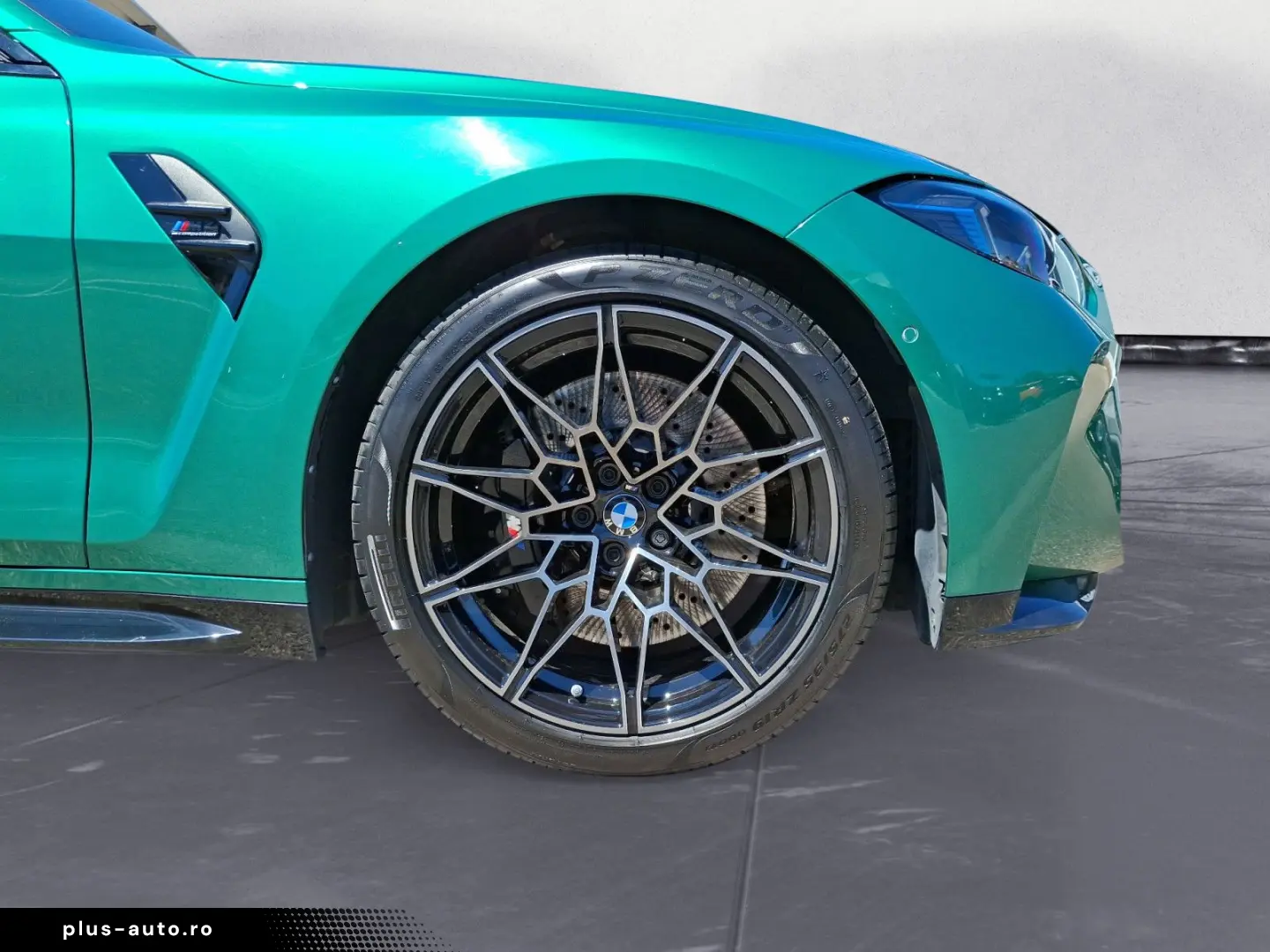 BMW M4 Competition M Carbon Exterieur Parking Plus M