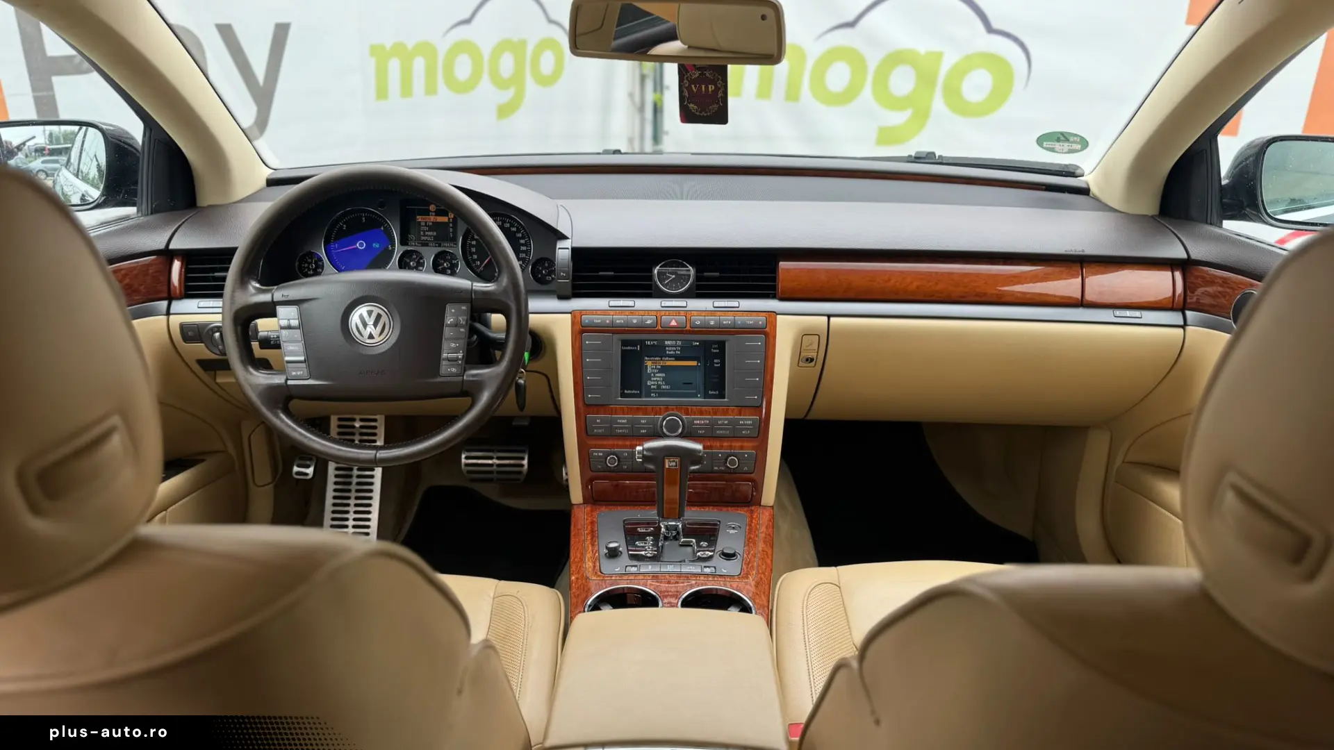 VOLKSWAGEN PHAETON