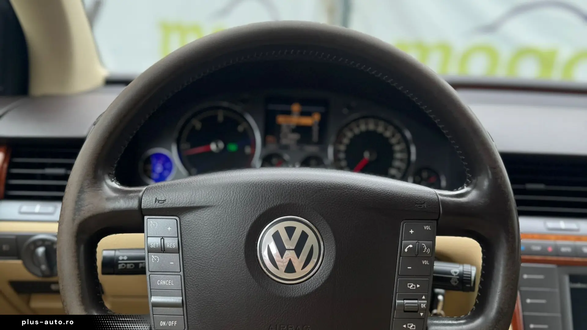 VOLKSWAGEN PHAETON