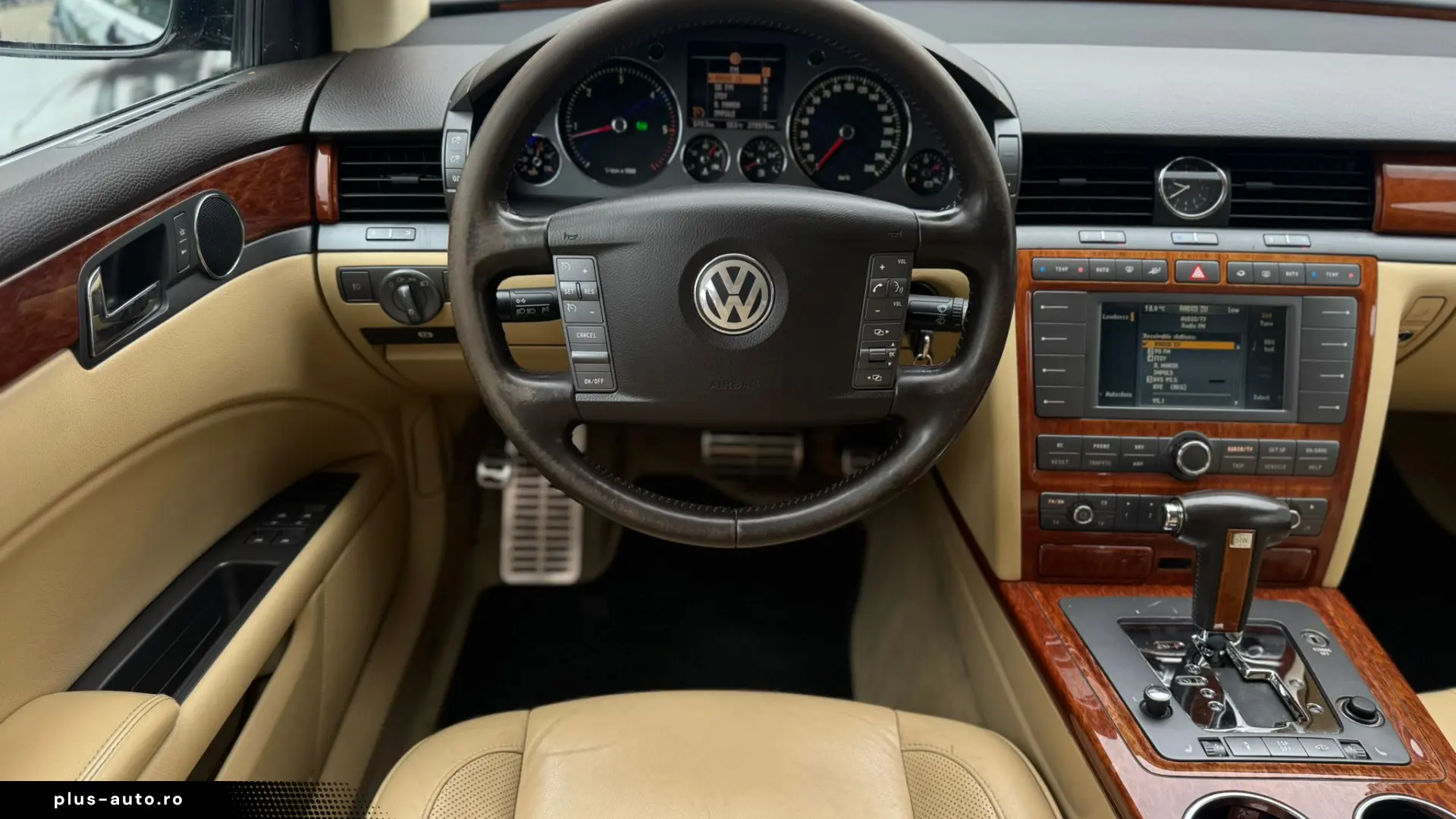 VOLKSWAGEN PHAETON