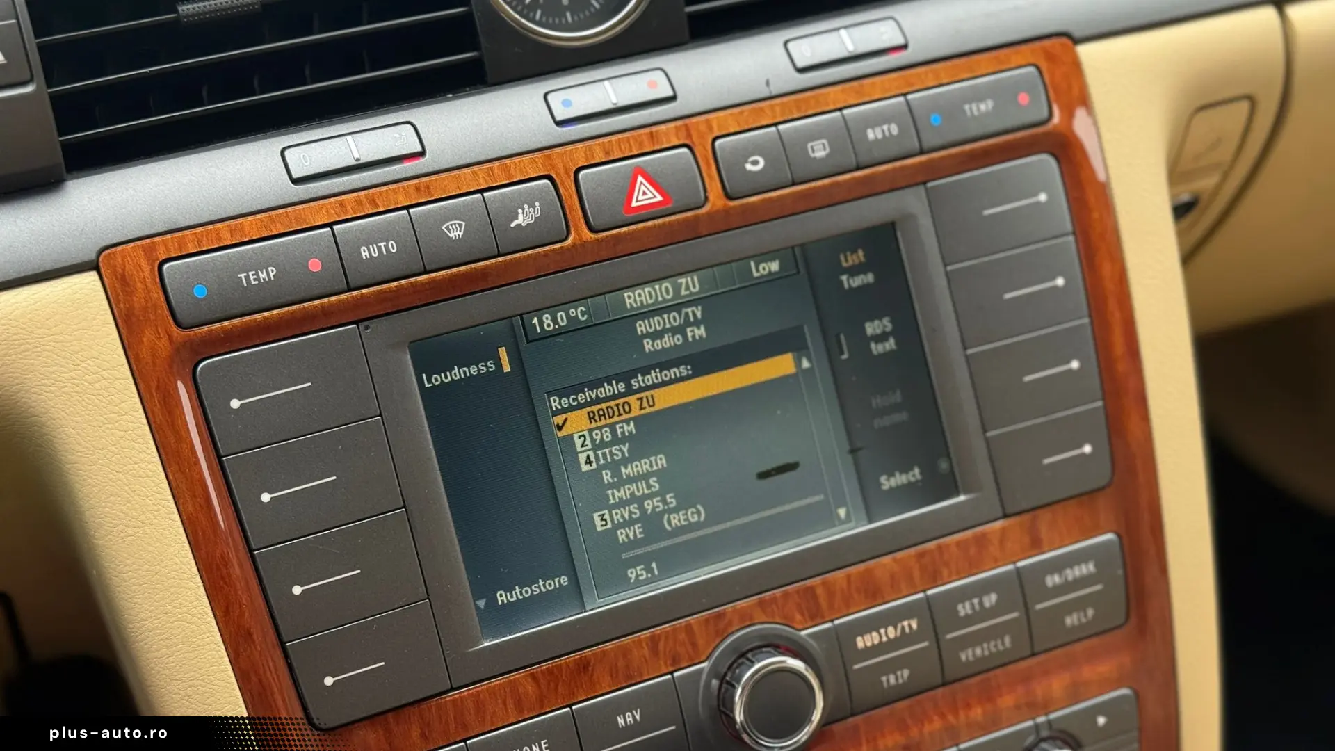 VOLKSWAGEN PHAETON