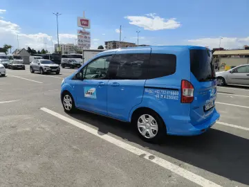 Ford Transit Courier