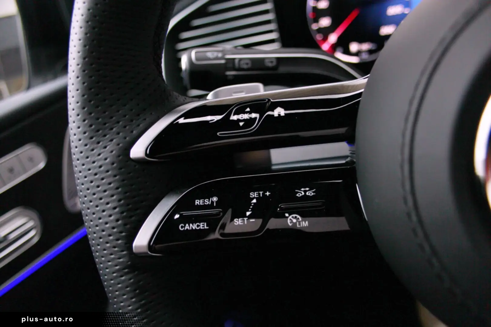 MERCEDES-BENZ GLS 450 4MATIC AMG Line   Pano   Burmester