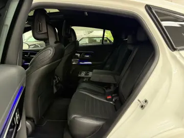 MERCEDES-BENZ GLC 300d 4M Coupé AMG Line Night Pano …