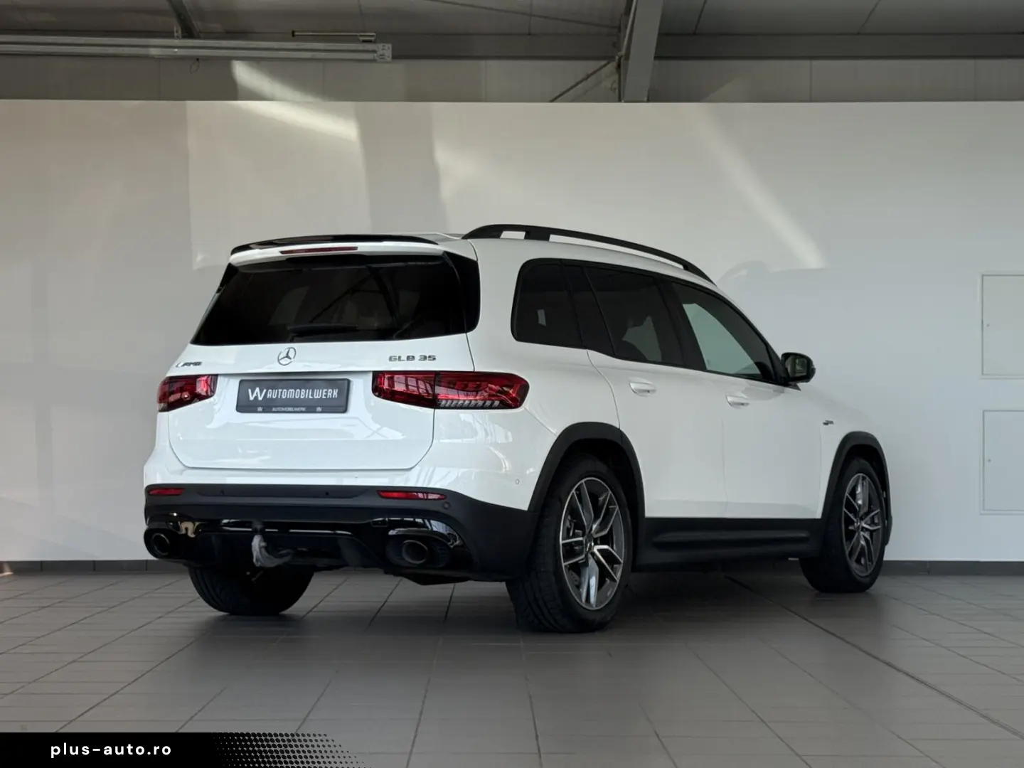 MERCEDES-BENZ GLB 35 AMG AMG PANO AHK 360  MBEAM 7-S