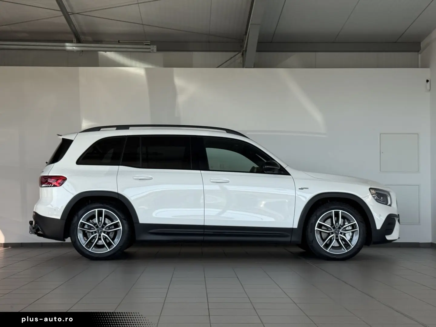 MERCEDES-BENZ GLB 35 AMG AMG PANO AHK 360  MBEAM 7-S