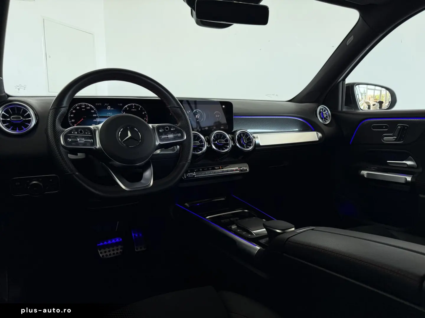 MERCEDES-BENZ GLB 35 AMG AMG PANO AHK 360  MBEAM 7-S