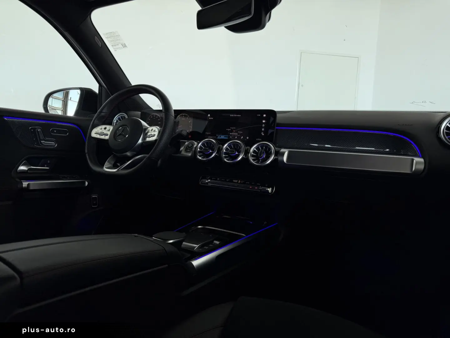 MERCEDES-BENZ GLB 35 AMG AMG PANO AHK 360  MBEAM 7-S