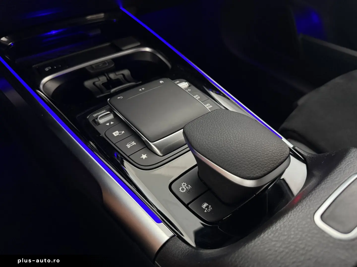 MERCEDES-BENZ GLB 35 AMG AMG PANO AHK 360  MBEAM 7-S