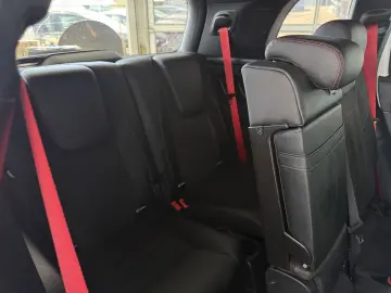 MERCEDES-BENZ GLB 35 AMG AMG PANO AHK 360  MBEAM 7-S