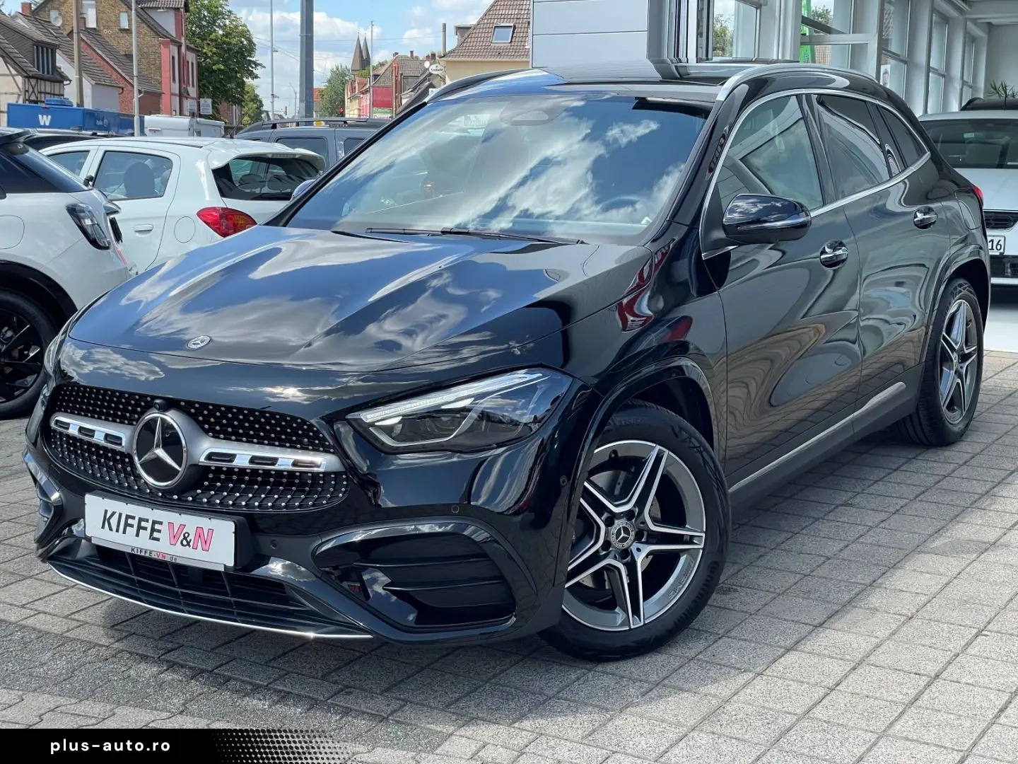 MERCEDES-BENZ GLA 200 AMG LINE ADVAN  HUD PANO 360 C&hellip;