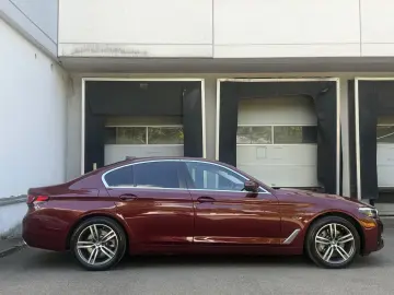 BMW 530 e xDrive Individual LED Live-Cockpit Kamera