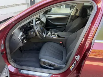 BMW 530 e xDrive Individual LED Live-Cockpit Kamera