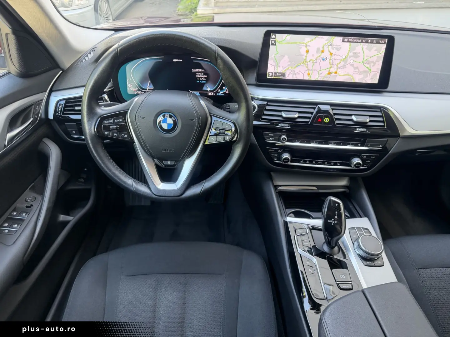 BMW 530 e xDrive Individual LED Live-Cockpit Kamera