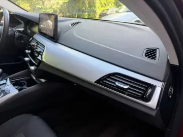 BMW 530 e xDrive Individual LED Live-Cockpit Kamera